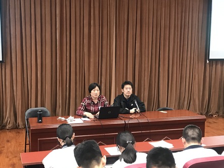 高一职业生涯讲座4.jpg