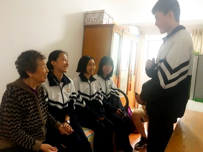 社区敬老慰问1.jpg