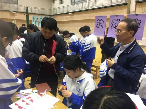 陈永东书记参加数学嘉年华活动 (1).jpg